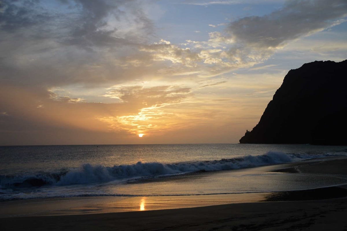 Kapp Verde - Strand i solnedgang - theislandsinthesun.com