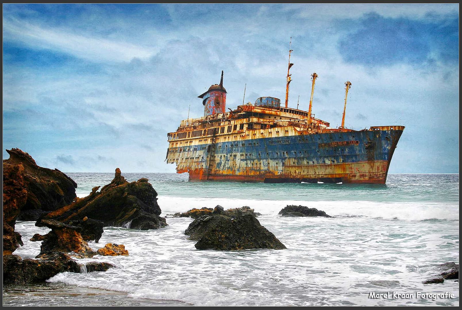 American Star etter at det brakk i to