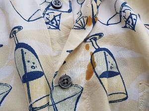 hawaii-skjorte-med-sausflekk