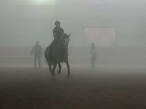 Ridehall med tåke Ridehall med tåke