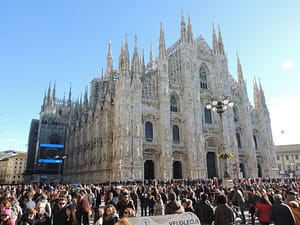Rapallo - Milano - Duomo de Milano - www.theislandsinthesun.com