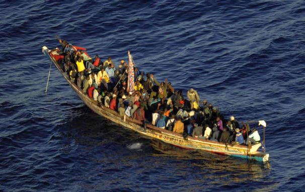 Foto: Savamento Maritim Dette er en båt som kom til Kanariøyene i 2017 med 103 personer. Utrolig at det gikk bra.