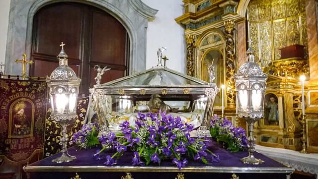 Puerto del la Cruz - Utstilling av figurene fra påskeprosesonen